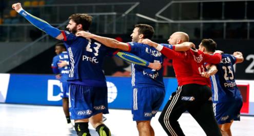 مدرب فرنسا: نستعد بشكل خاص لمواجهة السويد في نصف نهائي مونديال اليد